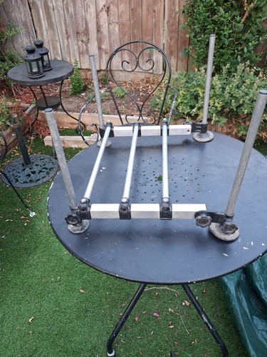 Folding footplate for seatbox - folding,