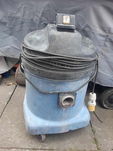 Numatic industrial wet dry - wet,