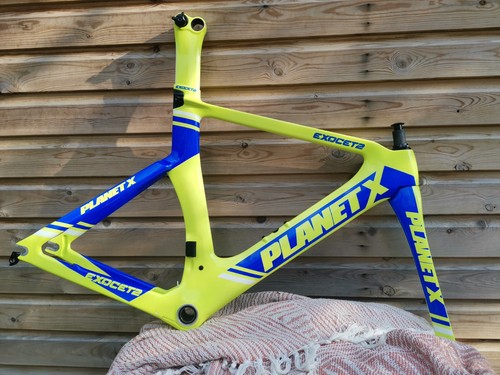 Planet exocet carbon time - exocet,