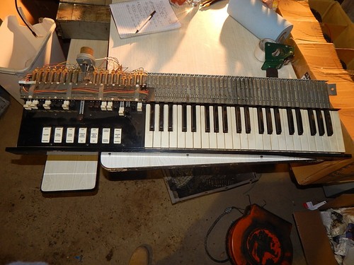 Hammond me4am keyboard - hammond,