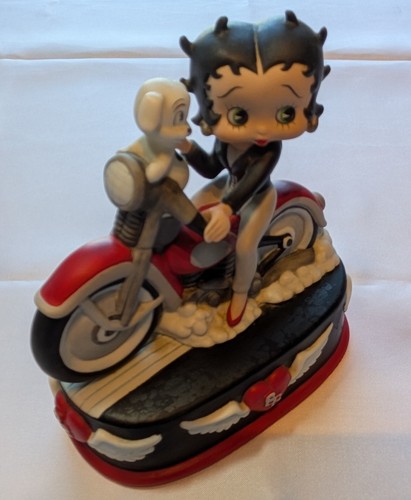 Vintage 1999 betty boop born - vintage,