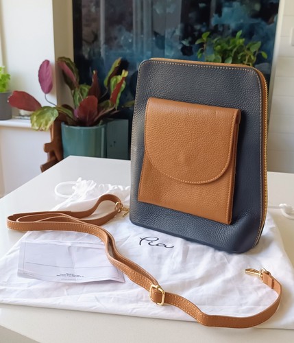 Pia find your way leather - pia,