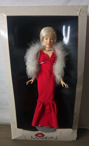1983 world doll - marilyn, monroe
