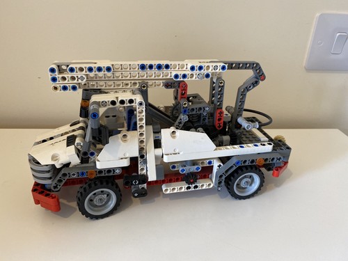 Lego technic bucket truck - technic,