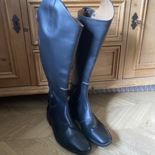 Black Synthetic Shires Leather