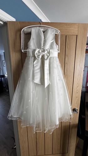 White flowergirl bridesmaid - white, /