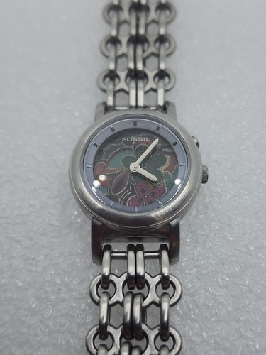 Fossil woman big - fossil,