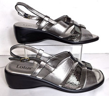 Lotus Wedged Slingback Buckle