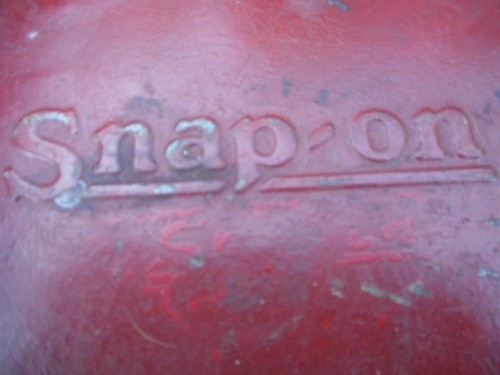 Vintage snap tool box - ,