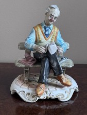 Antique Capodimonte ‘Tailor