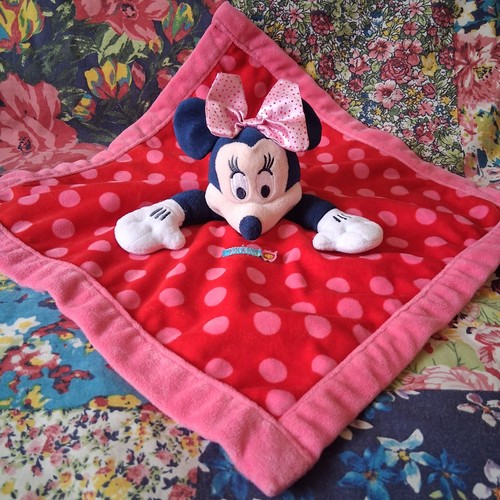 Disney store minnie - disney, red