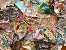 Vintage Fabric Scraps Multicoloured New 80’s/90’s 25cm +Sq -30 Designs - 1  Kilo