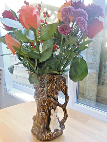 Sylvac large oak tree rabbit - large,