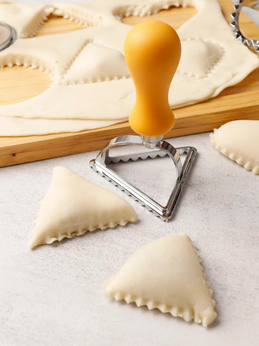 Triangular dumpling mold zinc - triangular,