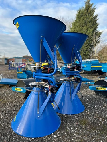 Fertiliser spreader single - fertiliser,