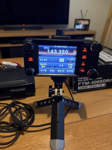 Yaesu ftm 400xde c4fm - yaesu,