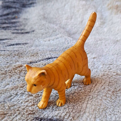 Schleich plastic ginger cat - plastic,