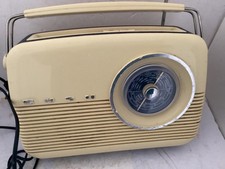 Vintage FM/MW/LW Bush TR82