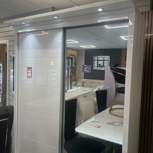High gloss mirrored led - high,