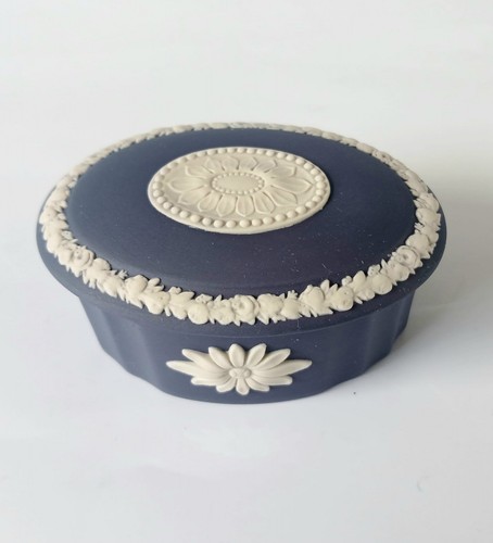 Wedgwood jasper portland blue - wedgwood,