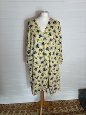 MONKI SIZE XXS BUT OVERSIZED