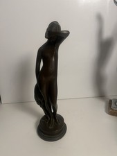 Art Deco/Bronze Figurine