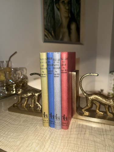 Vintage biggles hardback - 4,