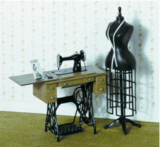 Chrysnbon Dolls House