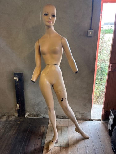 Vintage mannequin body - vintage, mannequin,