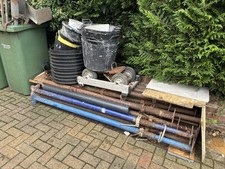 14x acrow props, 3x Strong Boys, 3x Steel Needles In good condition, job lot