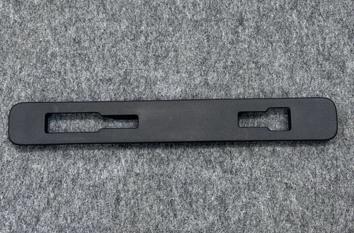 Seat bracket cover - , vivaro
