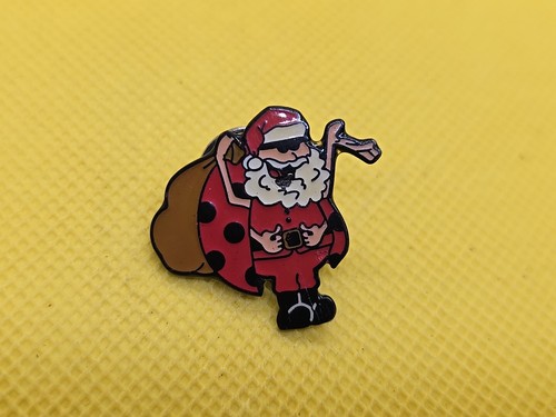 Pin badge cool santa - pin,