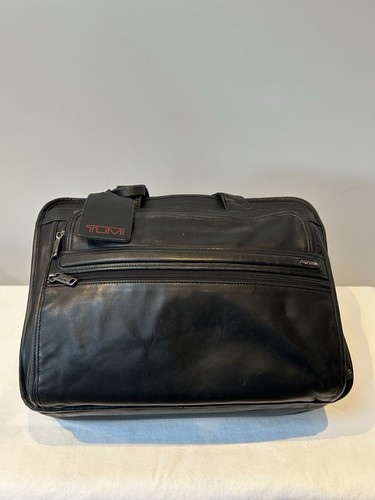 Tumi black leather laptop - tumi,
