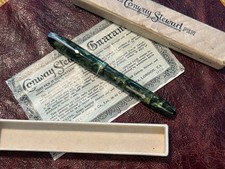 Conway Stewart 75 Vintage Fountain Pen 14K Gold Nib, Green Marble Refurbished
