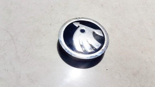 5ja601151 center cap - center,