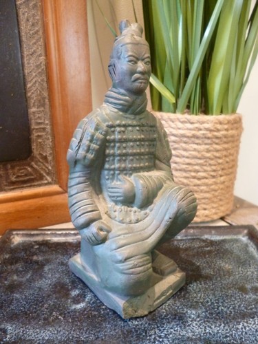 Terracotta army kneeling - terracotta,