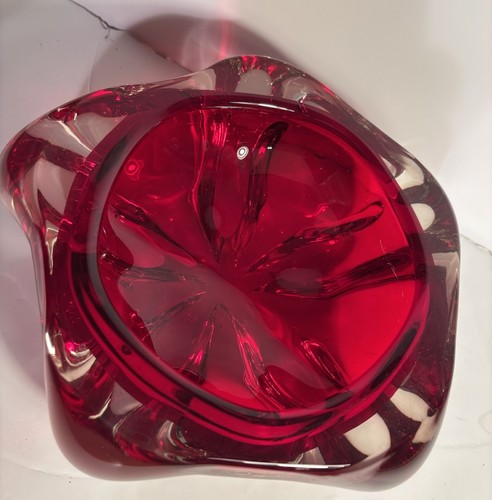 Whitefriars deep red - deep, ruby