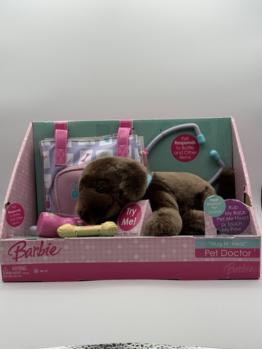 Vtg 2006 barbie hug - vtg,