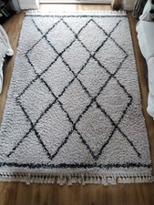 Large Dunelm Berber Shaggy Rug