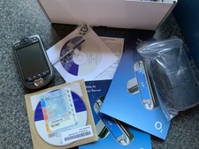 O2 XDA IIs Windows Mobile Phone with Accessories