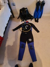 Dive equipment, BCD, Octopus, Wet suit, Dive fins
