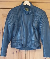 Quality Vintage J & S Black