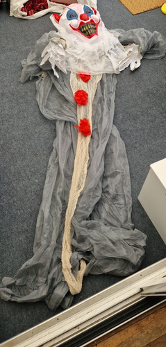 Giant hanging scary - giant,
