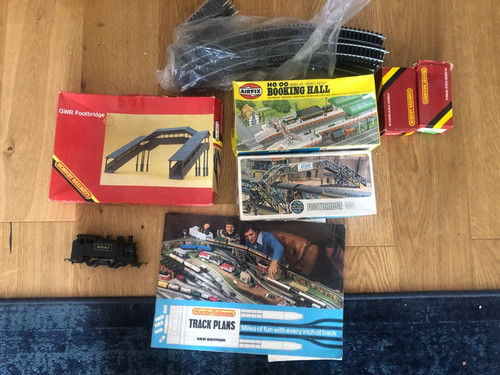 Trains railway hornby booking - railway,