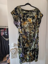 Ladies Size 24 Dress Beautiful
