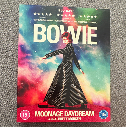 Universal moonage daydream - moonage,