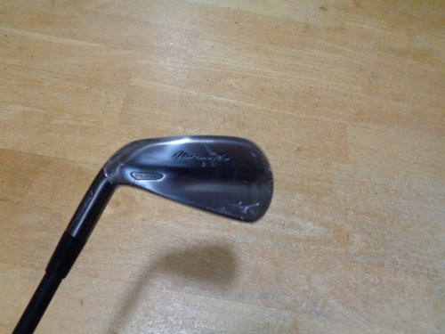 New left hand mizuno - hand, 2026