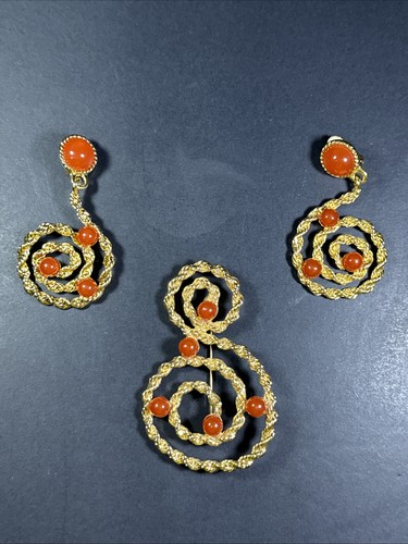 Vintage avon clip earrings - avon,