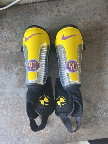 Nike shin pads - pads, vintage