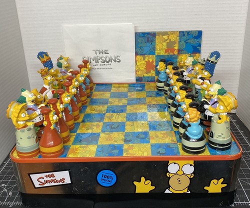 2000 simpsons chess set - chess,